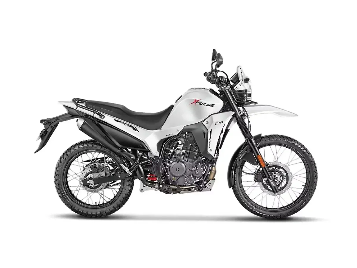 Hero XPulse 210 Glacier White colour