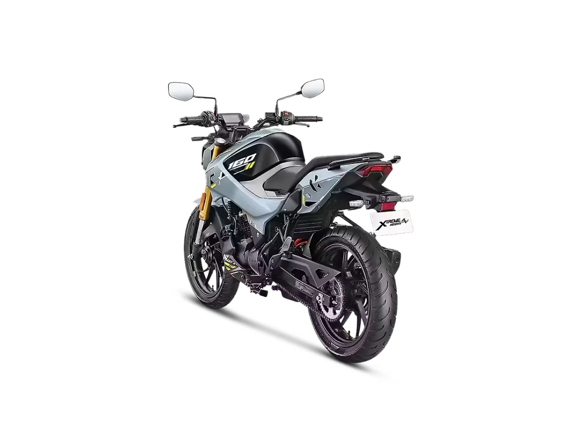 Hero Xtreme 160R 4V left rear three quarter view