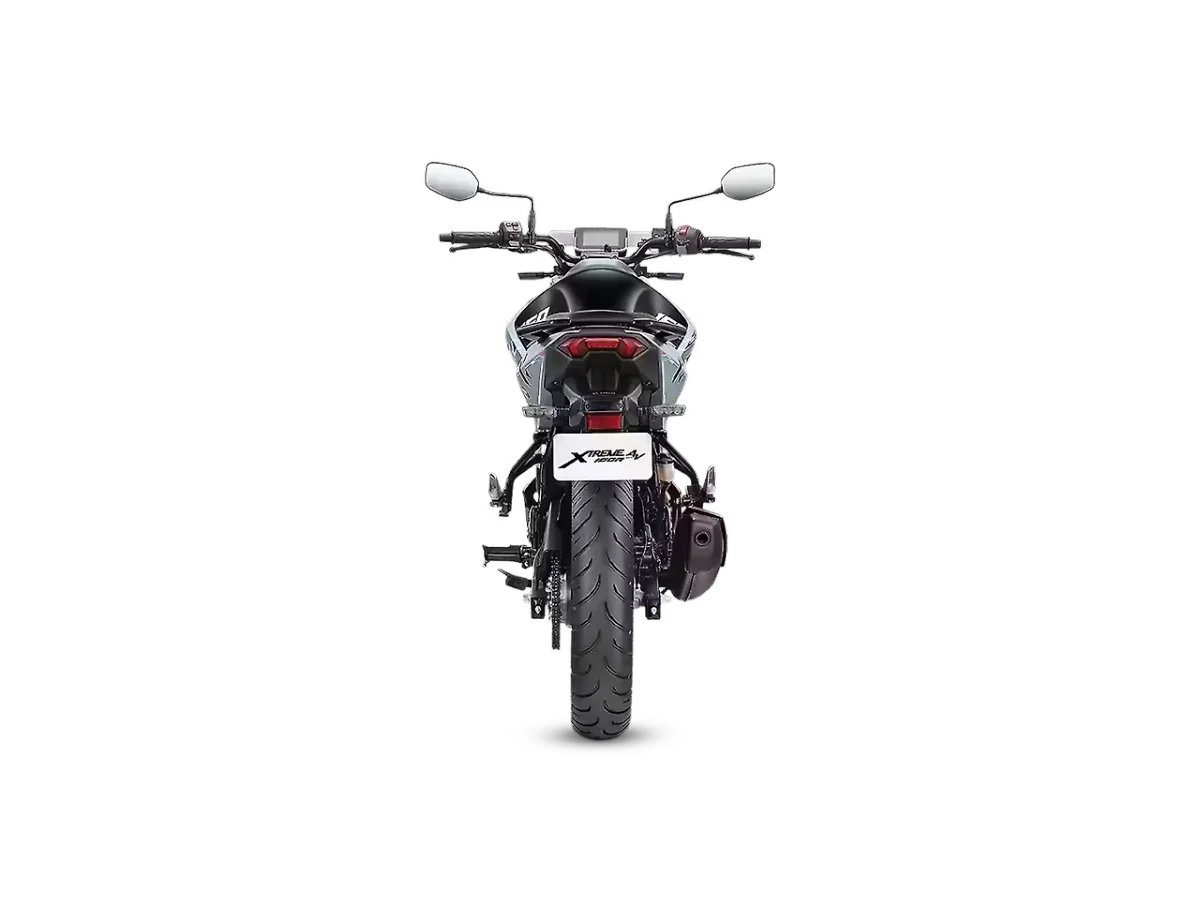 Hero Xtreme 160R 4V rear view