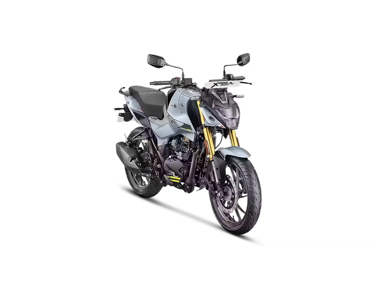 Hero Xtreme 160R 4V right front three quarter view