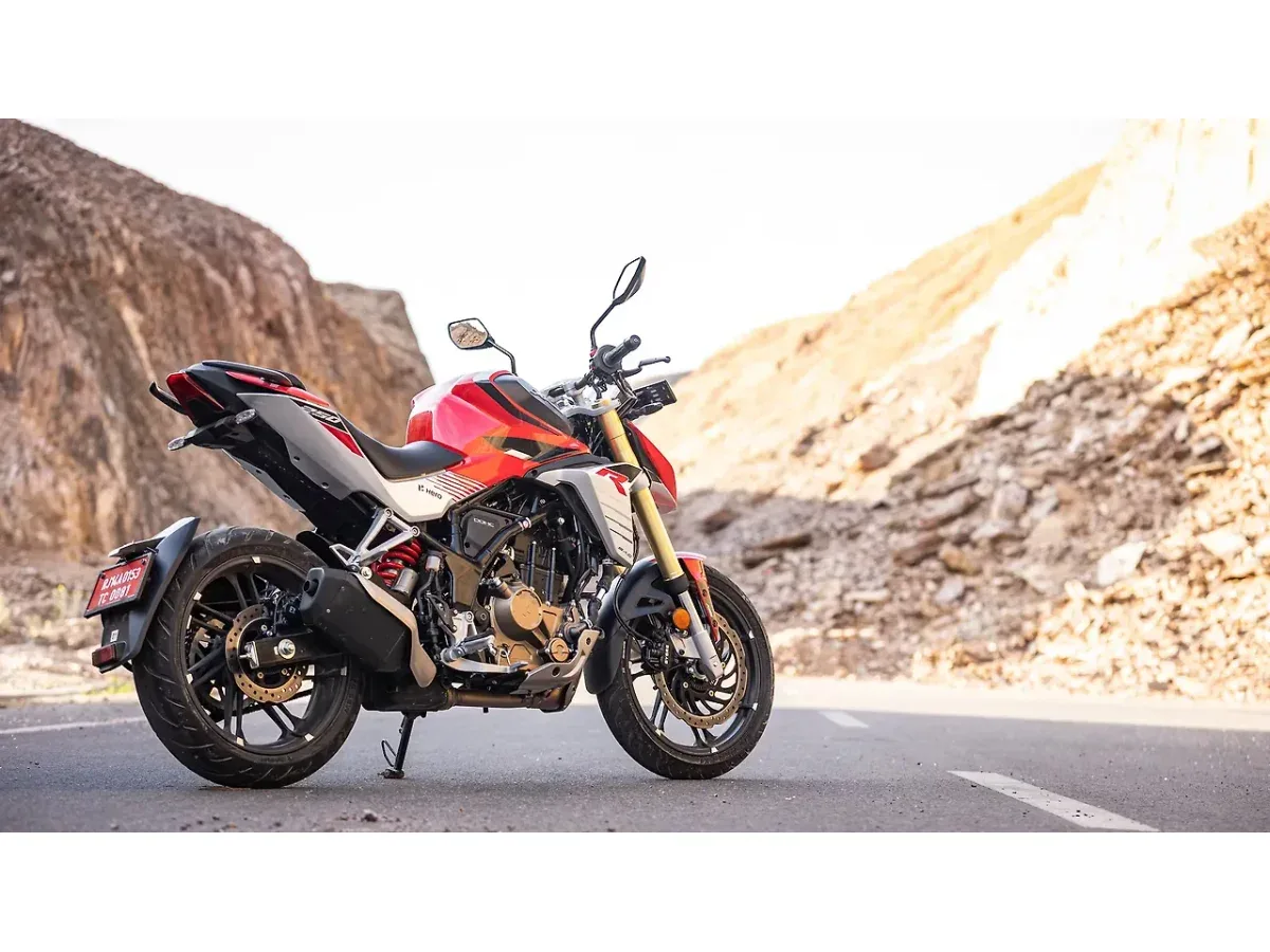 Hero Xtreme 250R right side profile