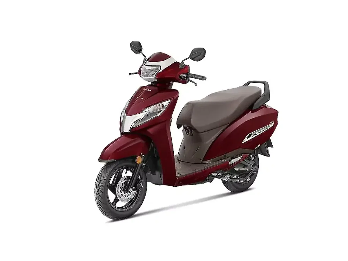 Honda Activa 125 left front three-quarter view in Rebel Red Metallic