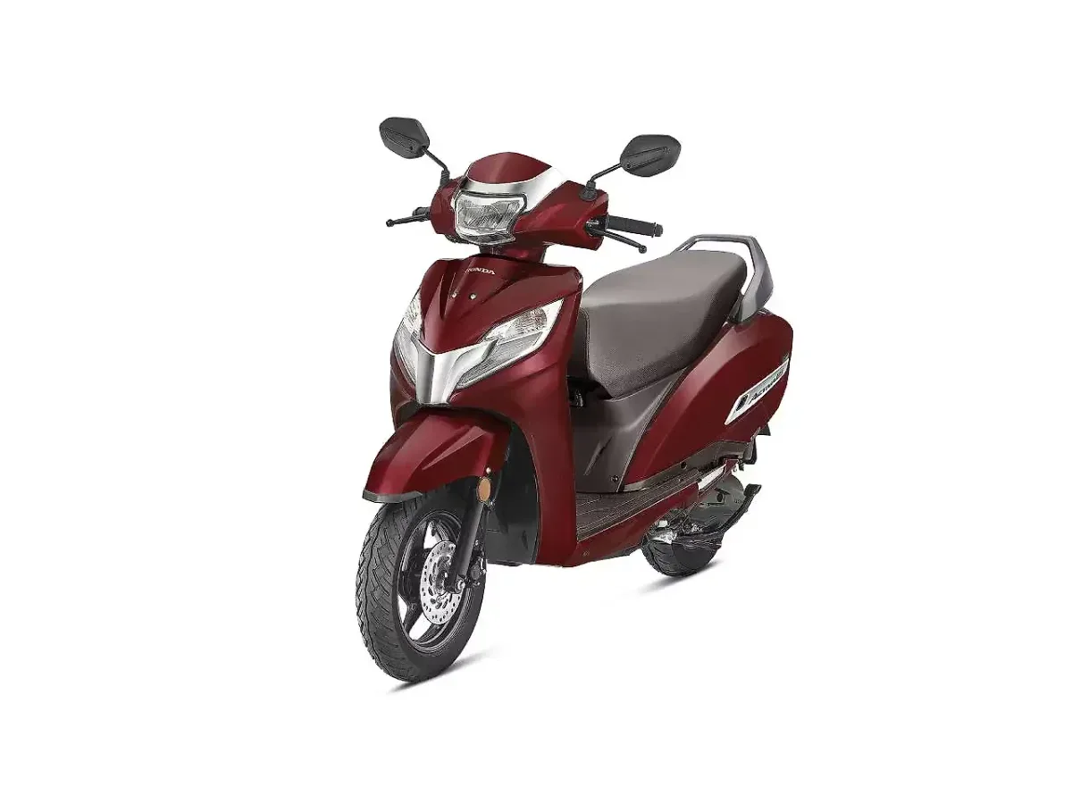 Honda Activa 125 in Rebel Red Metallic colour