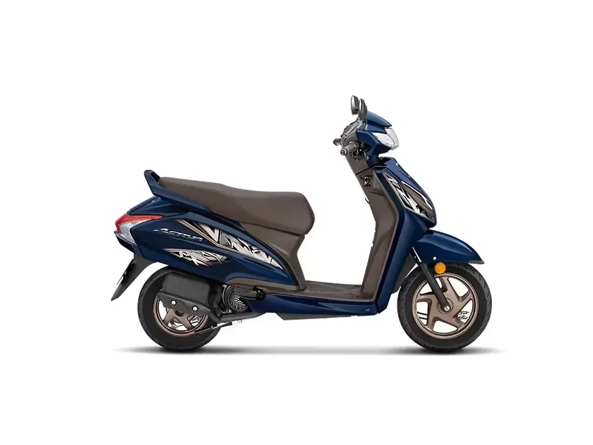 Honda Activa 6G 25th Anniversary Edition right side view