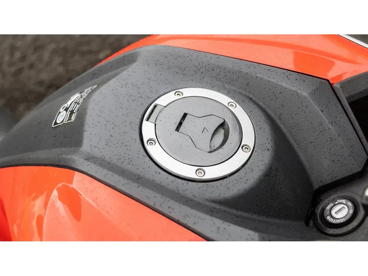 Honda CB200X fuel tank cap