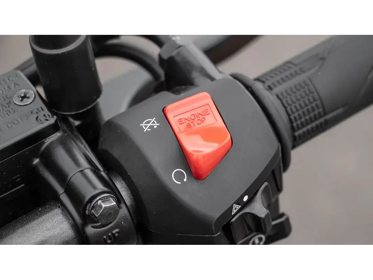 Honda CB300F engine kill switch