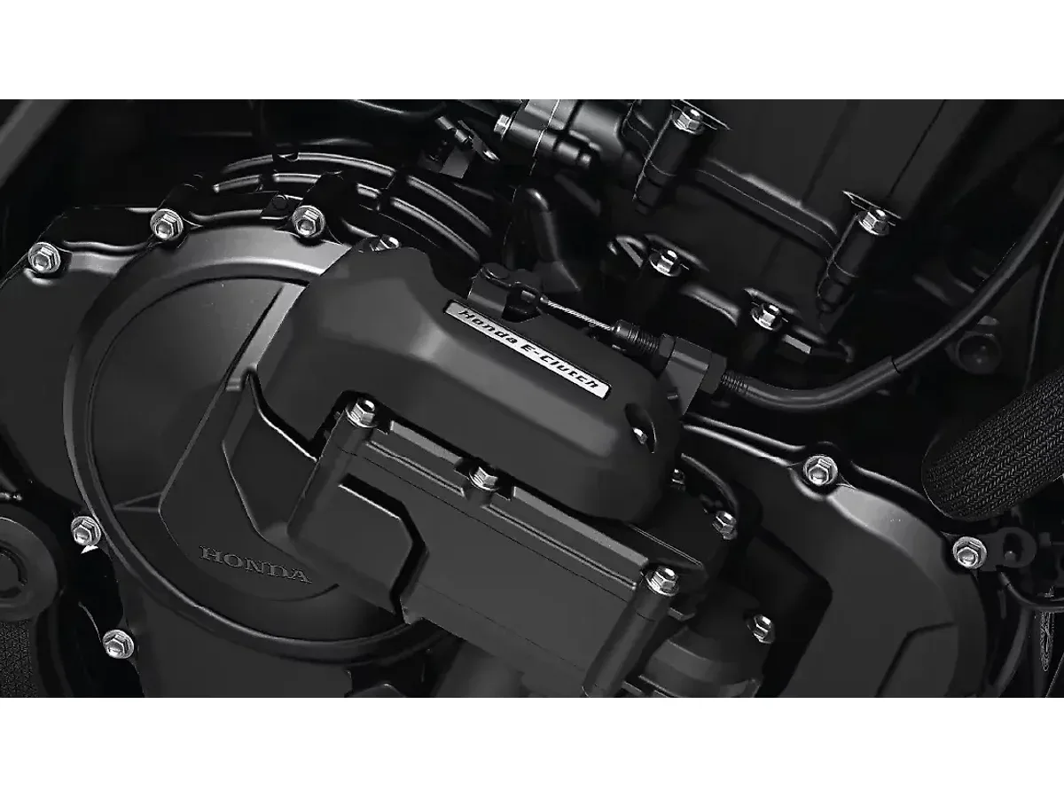 Honda CB750 Hornet 2026 engine right side