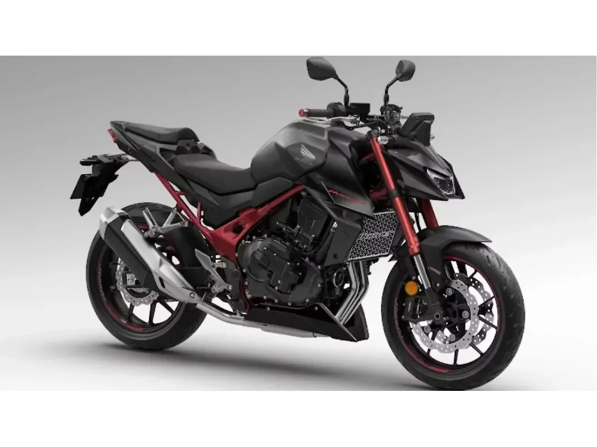Honda CB750 Hornet 2026 right front three-quarter view