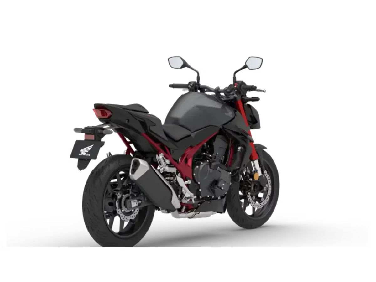 Honda CB750 Hornet 2026 right rear three-quarter view