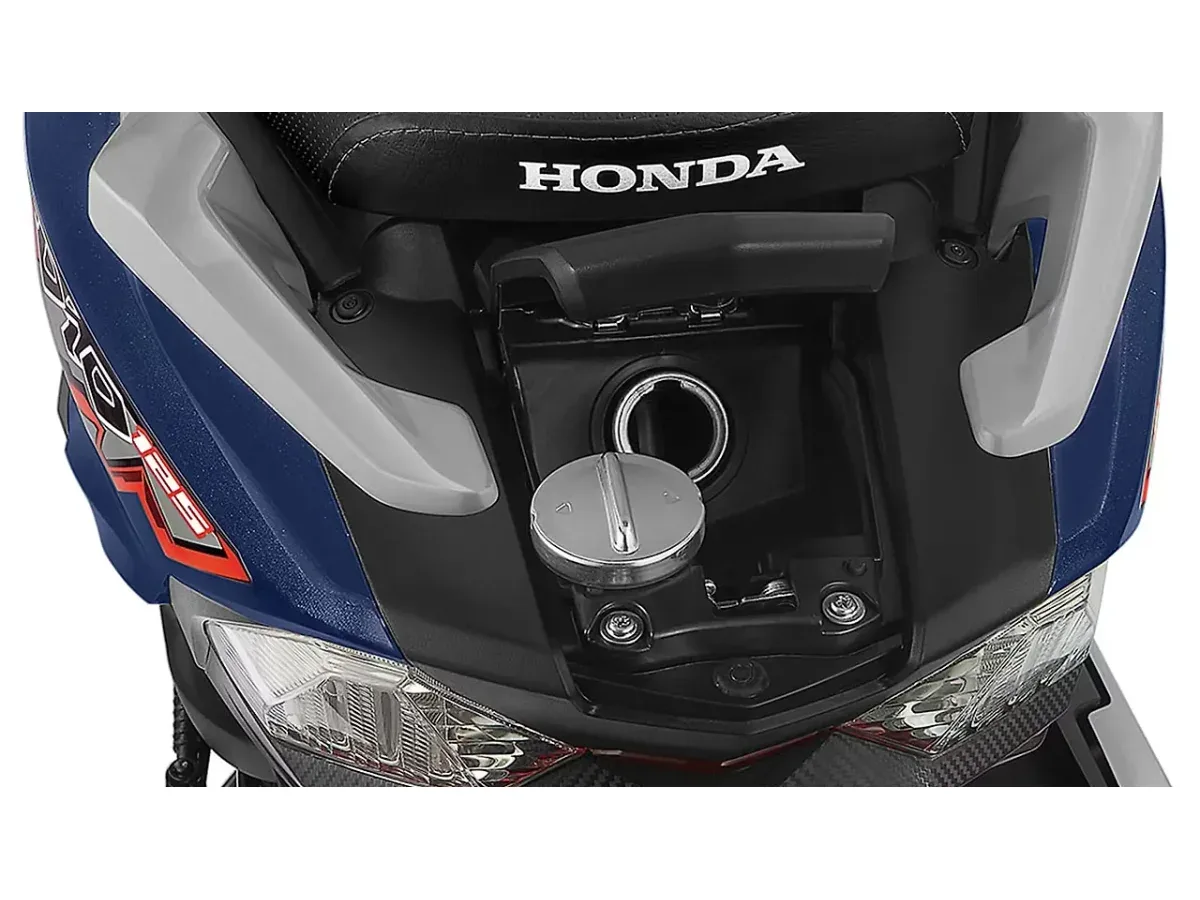 Honda Dio 125 external fuel lid