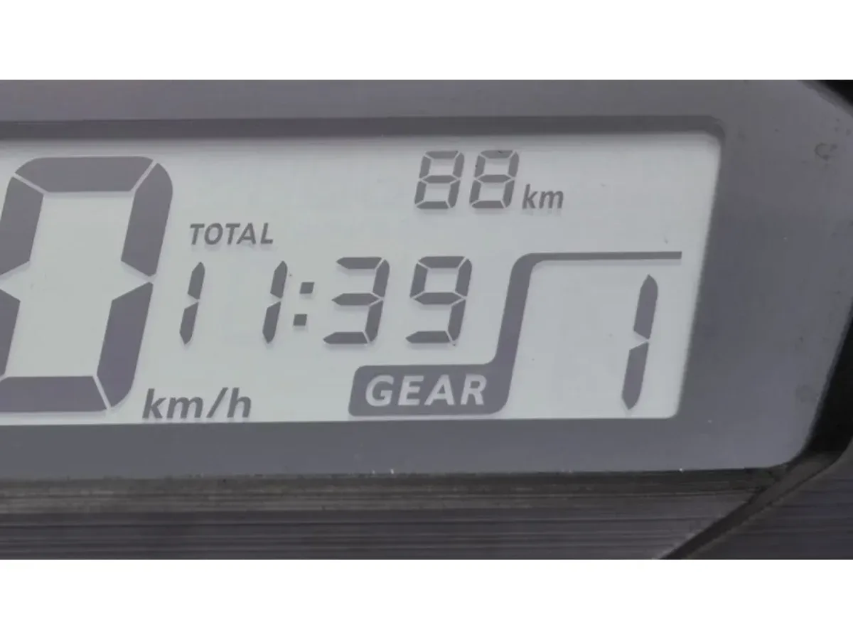 Honda SP 125 digital instrument cluster