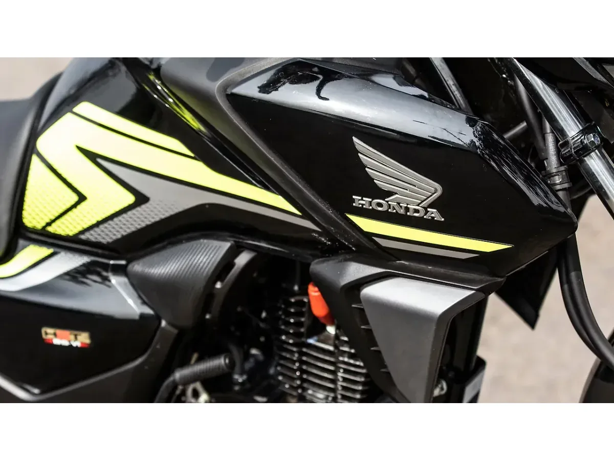 Honda SP 125 fuel tank graphics