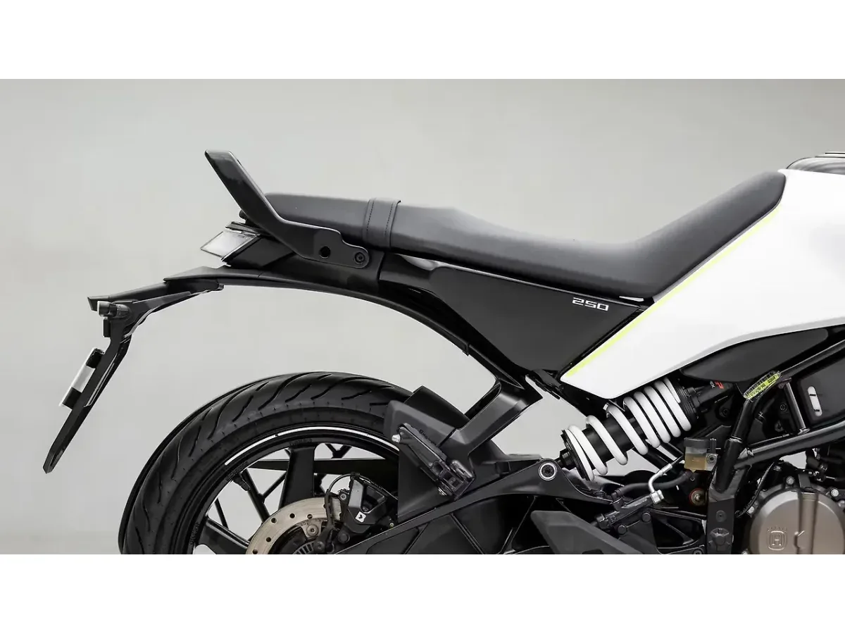 Husqvarna Vitpilen 250 rear fender