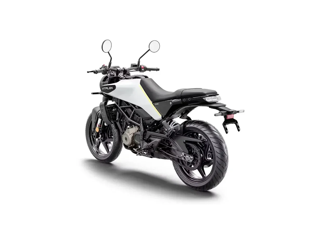 Husqvarna Vitpilen 250 rear left three-quarter view