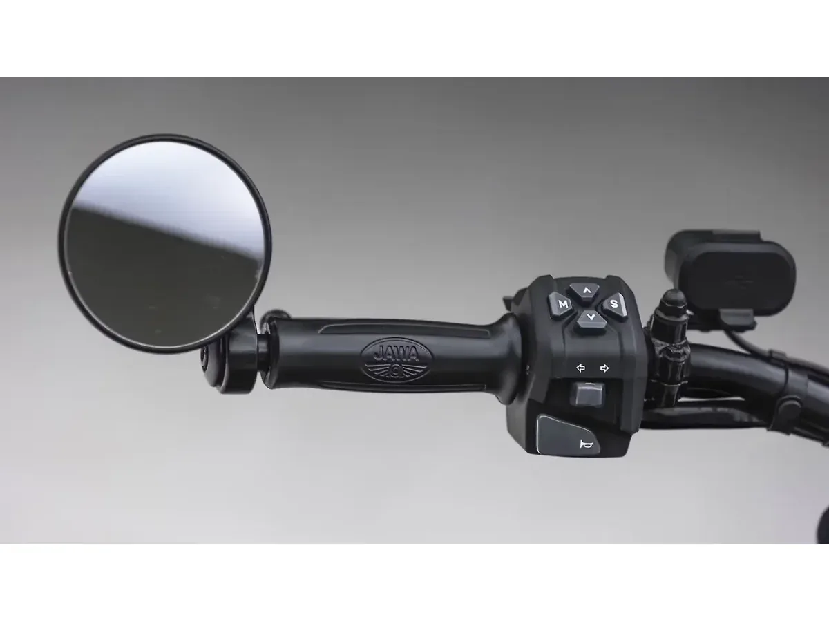 Jawa 42 Bobber left handlebar switchgear