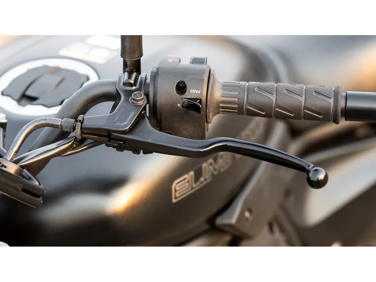 Kawasaki Eliminator clutch lever