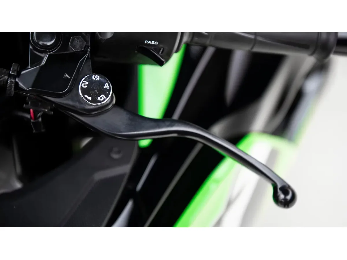 Kawasaki Ninja ZX-6R clutch lever
