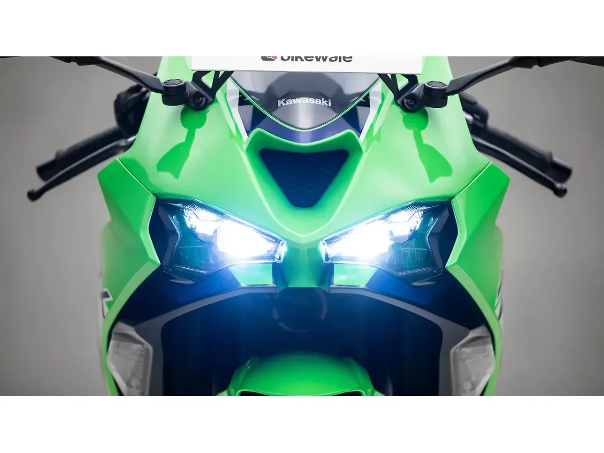 Kawasaki Ninja ZX-6R LED daytime running lights