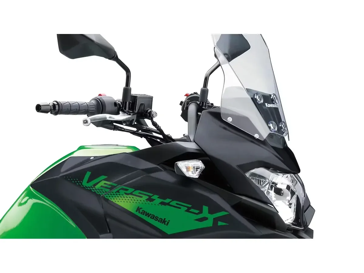 Kawasaki Versys-X 300 windscreen