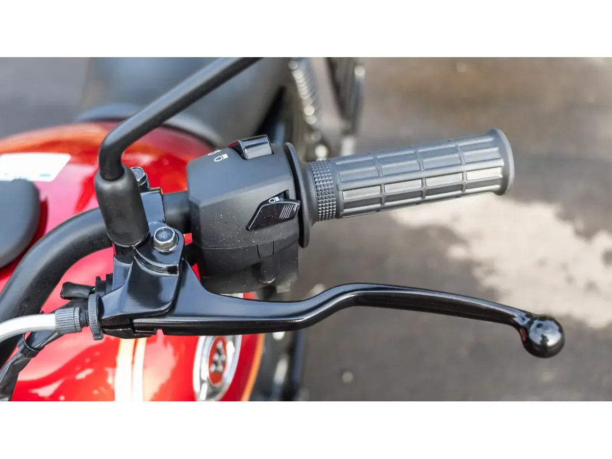 Kawasaki W175 clutch lever