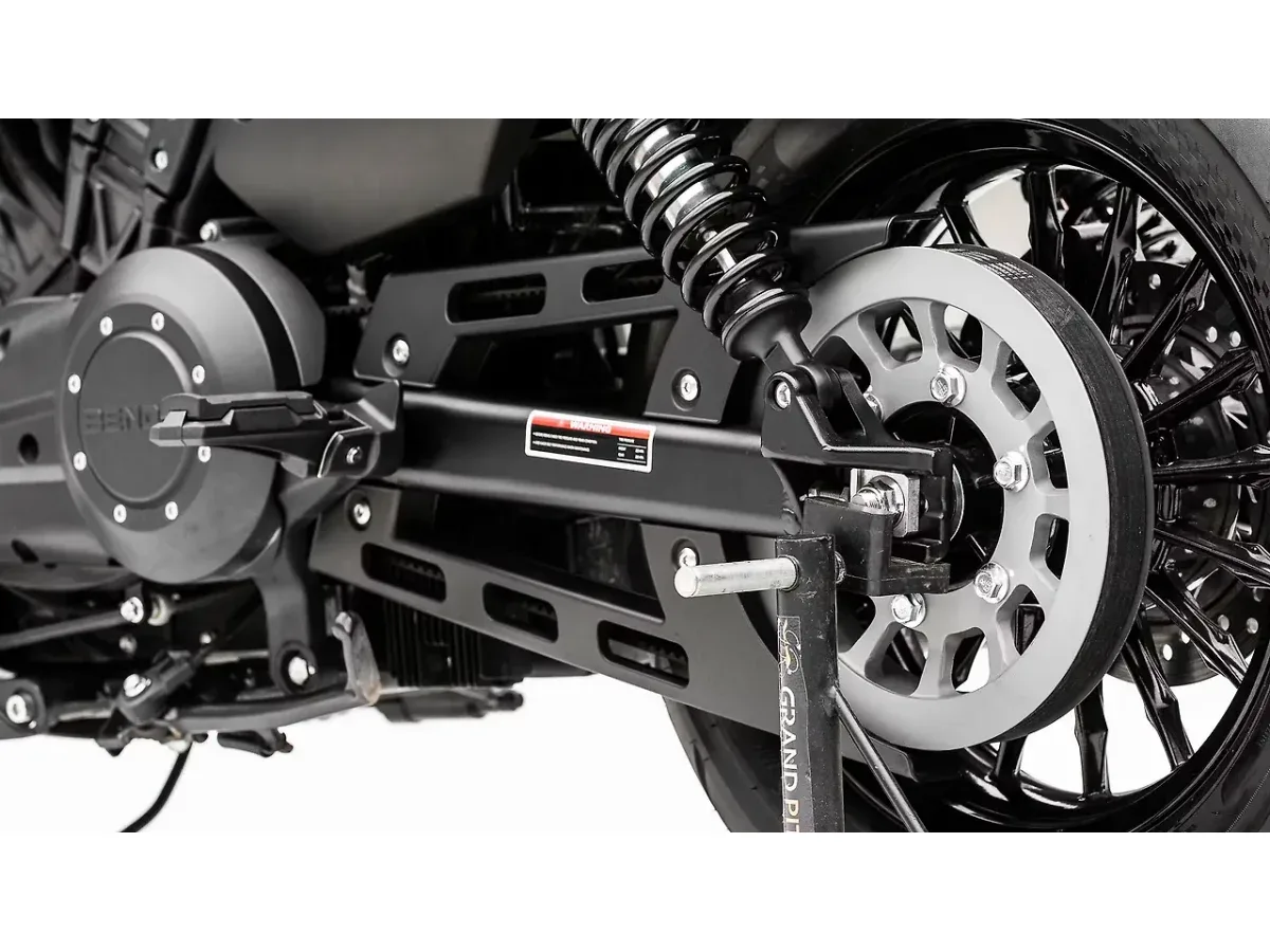 Keeway V302C belt drive system