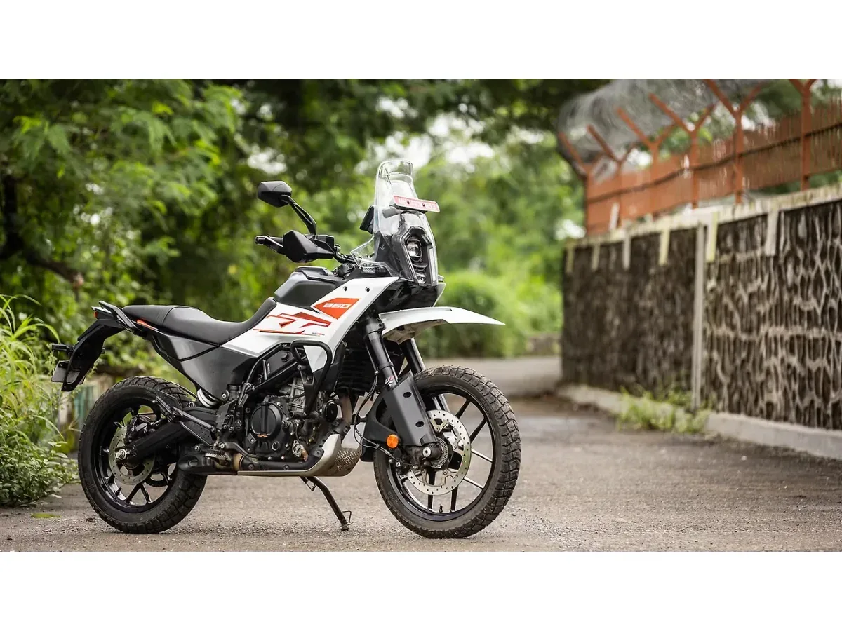 KTM 250 Adventure right front three-quarter view