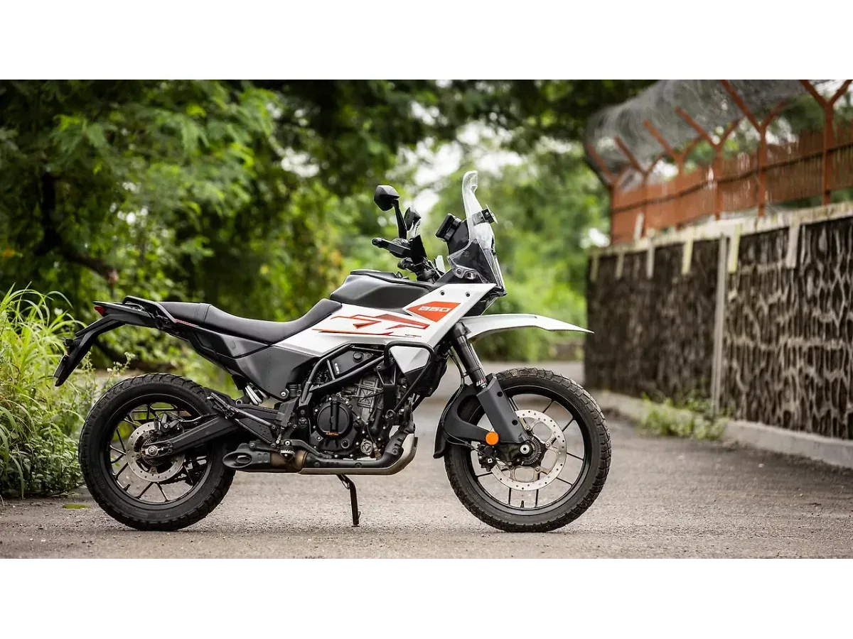 KTM 250 Adventure right side profile
