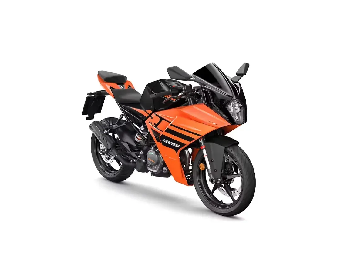 KTM RC 125 right front three-quarter view
