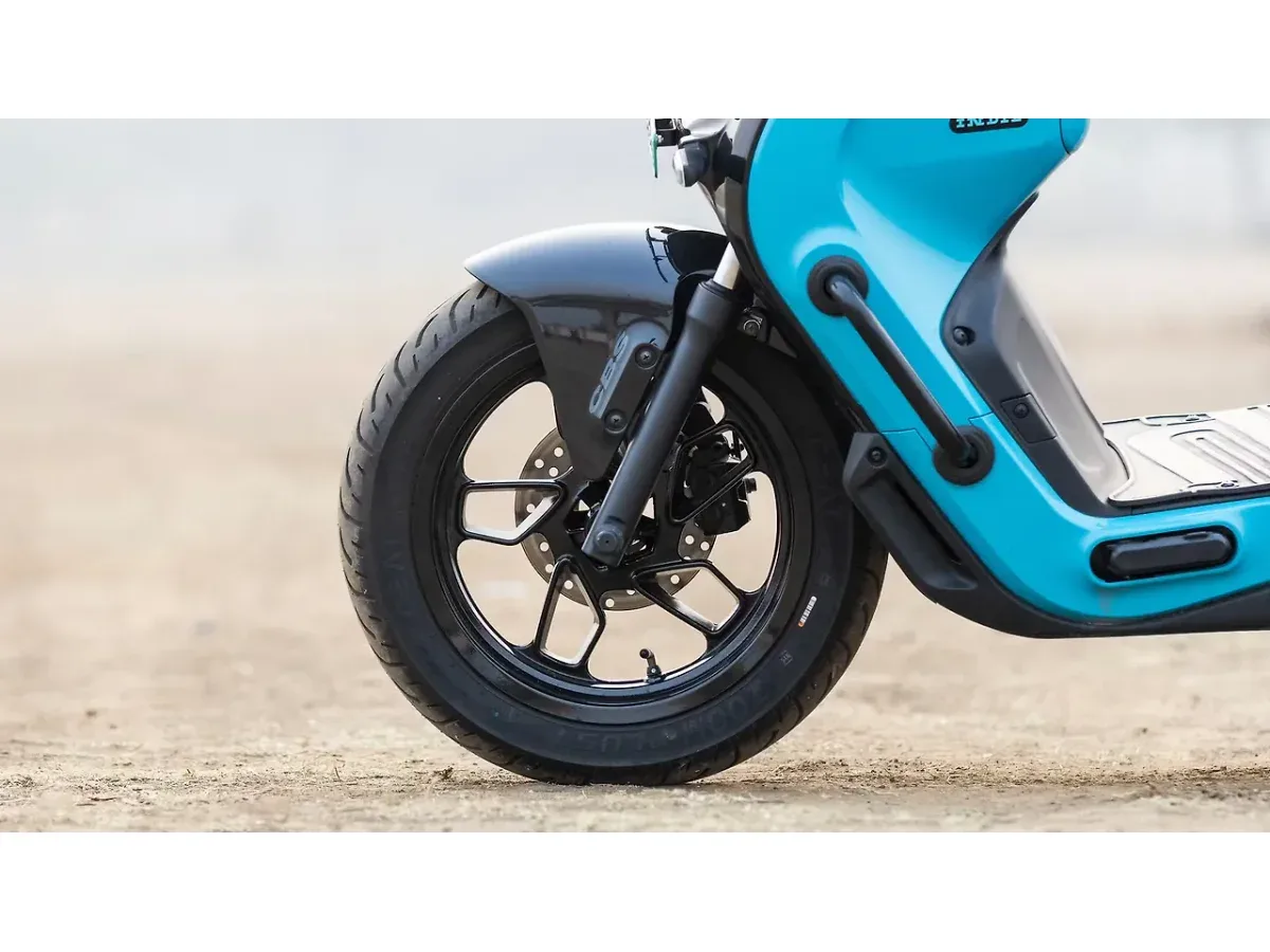 River Indie front suspension