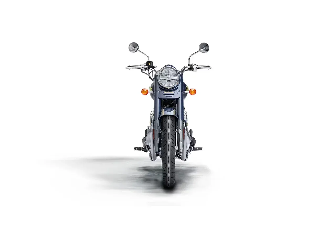 Royal Enfield Bullet 650 front view
