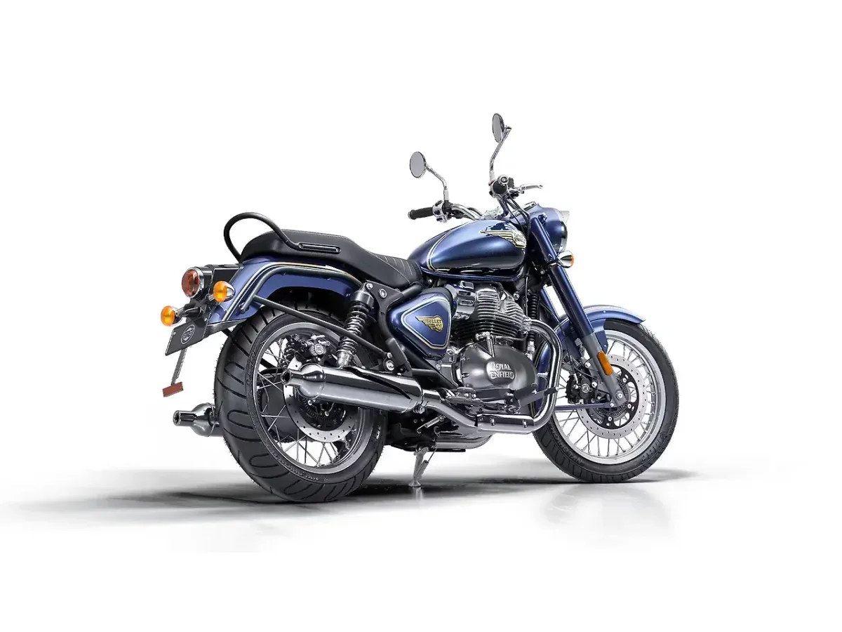 Royal Enfield Bullet 650 right rear three-quarter view