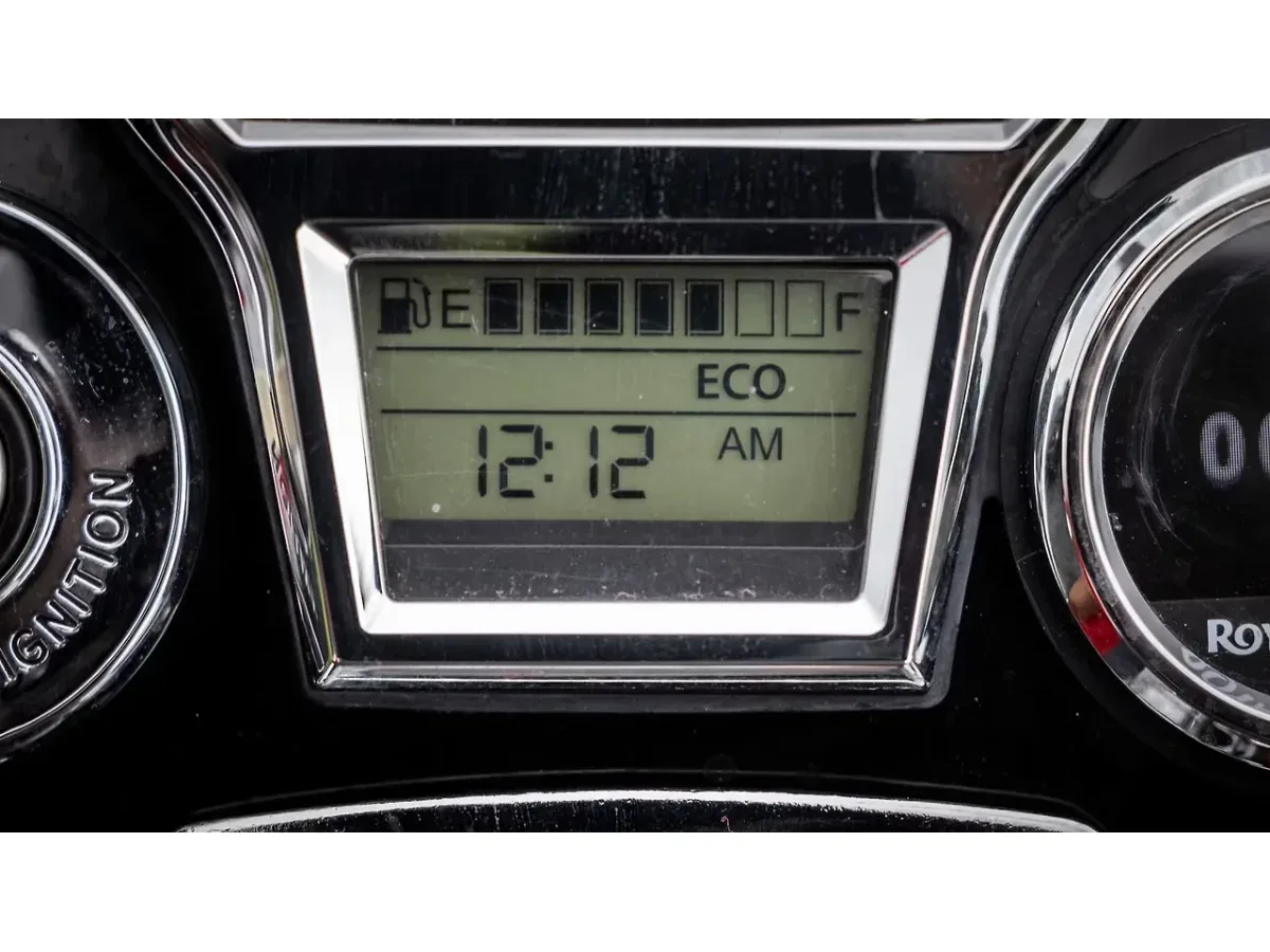Royal Enfield Classic 350 digital display