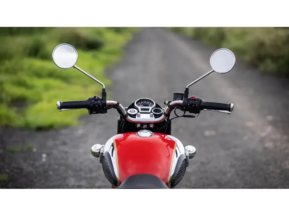 Royal Enfield Classic 350 handlebar