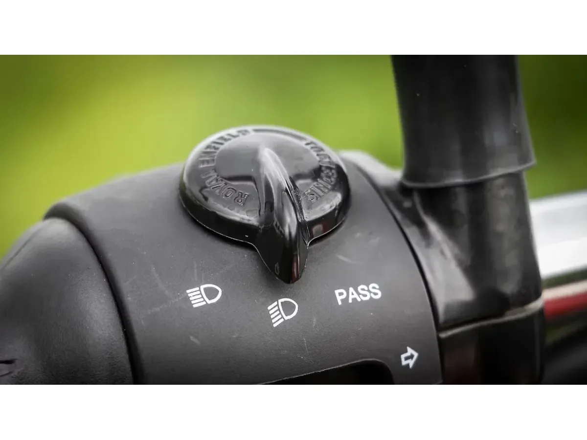 Royal Enfield Classic 350 headlight switch