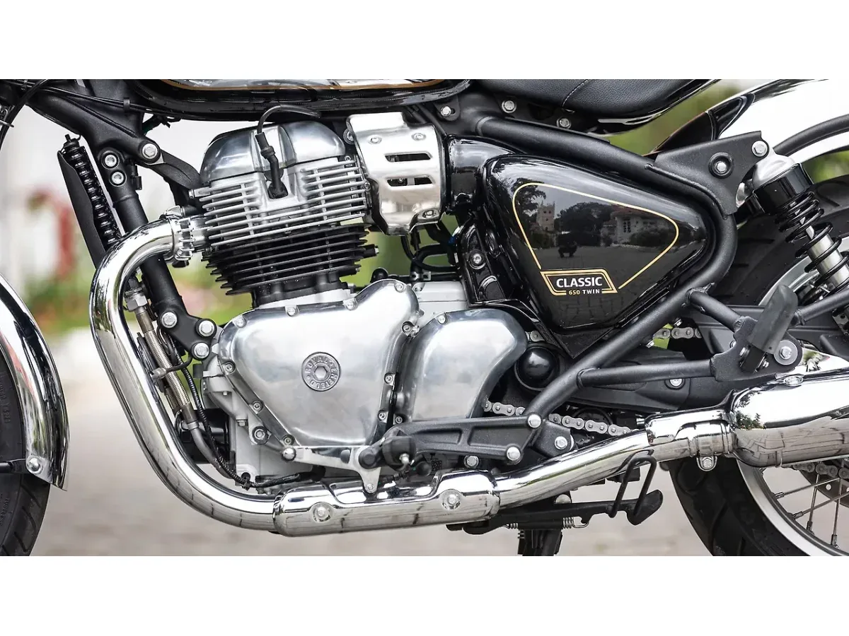 Royal Enfield Classic 650 engine right side