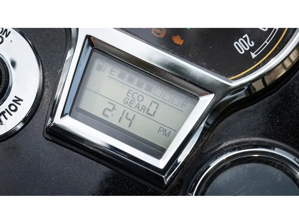 Royal Enfield Classic 650 digital instrument cluster