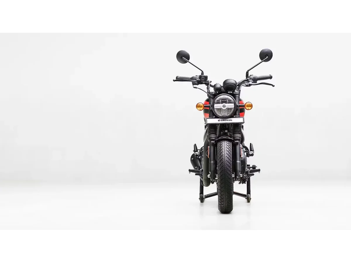 Royal Enfield Hunter 350 front view