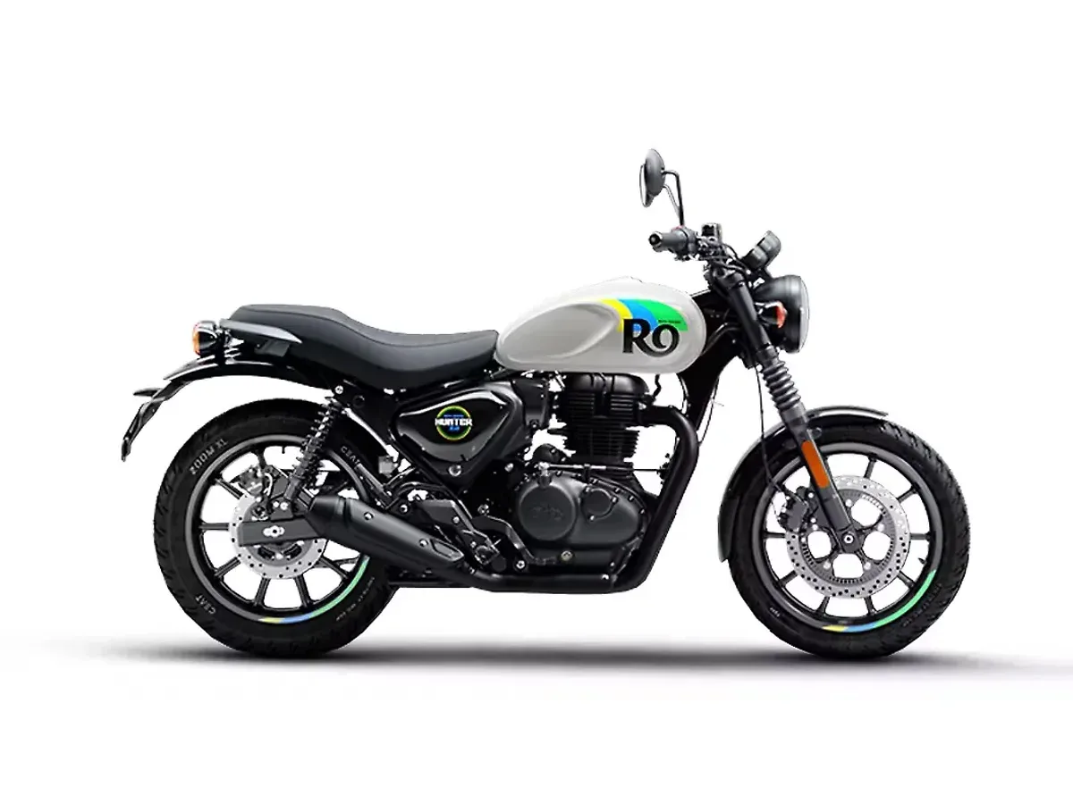 Royal Enfield Hunter 350 Rio White colour option