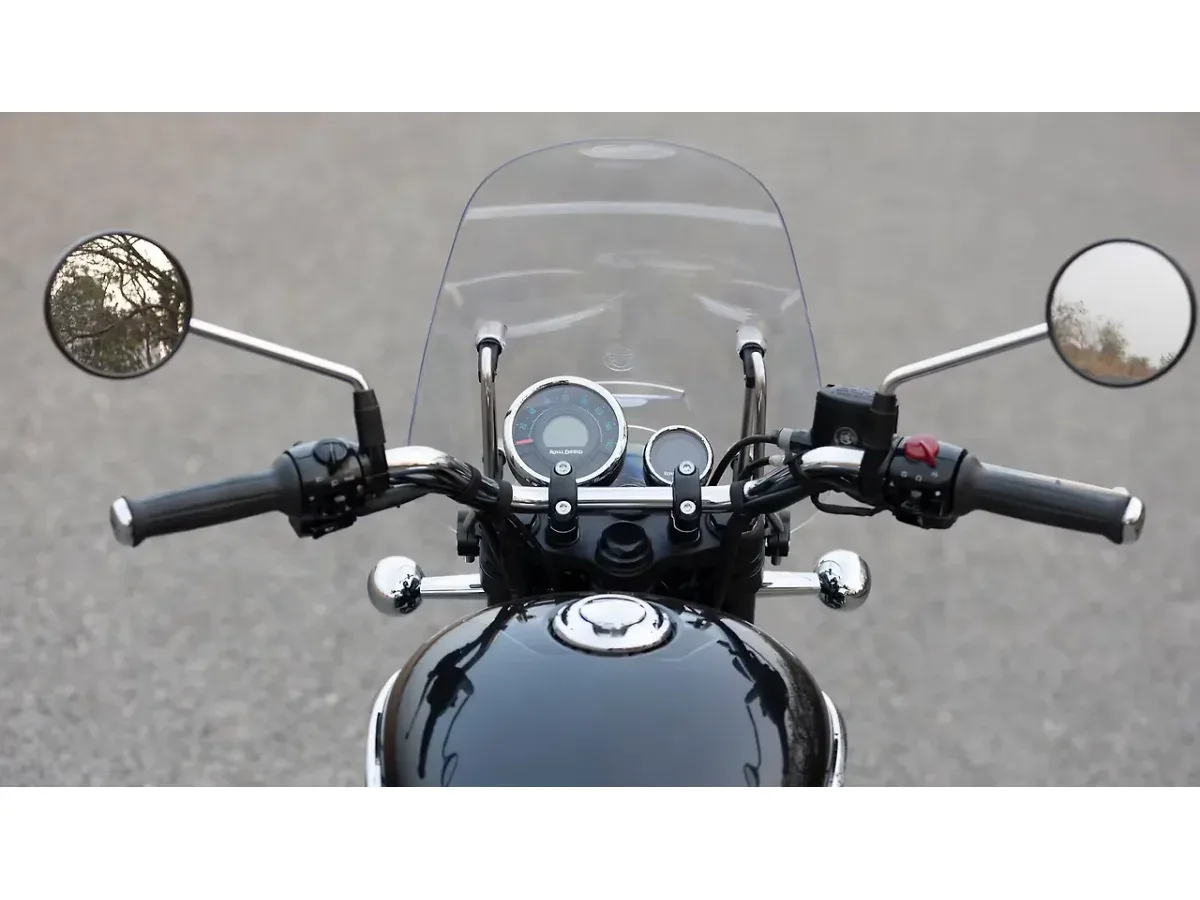 Royal Enfield Meteor 350 handlebar