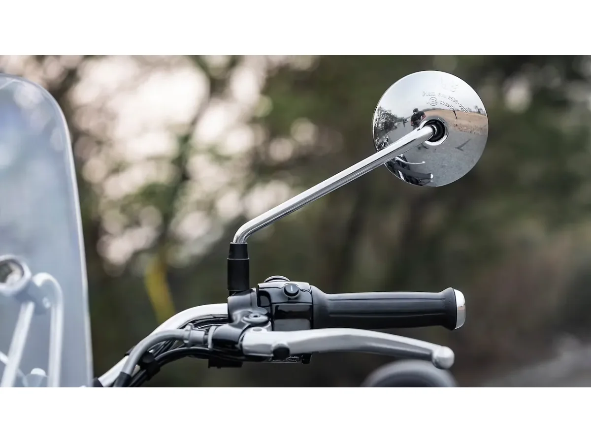 Royal Enfield Meteor 350 rear view mirror