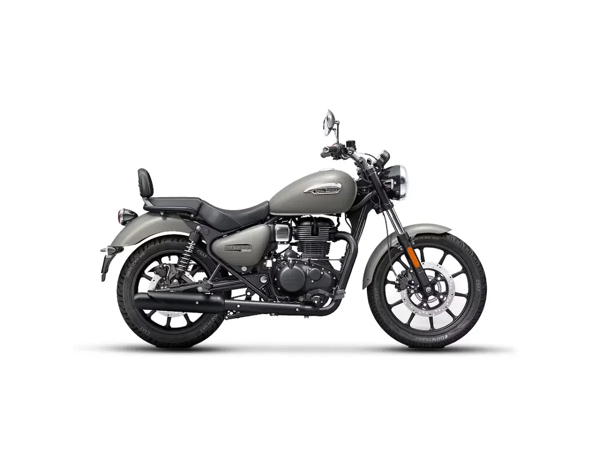Royal Enfield Meteor 350 Stellar Black colour option