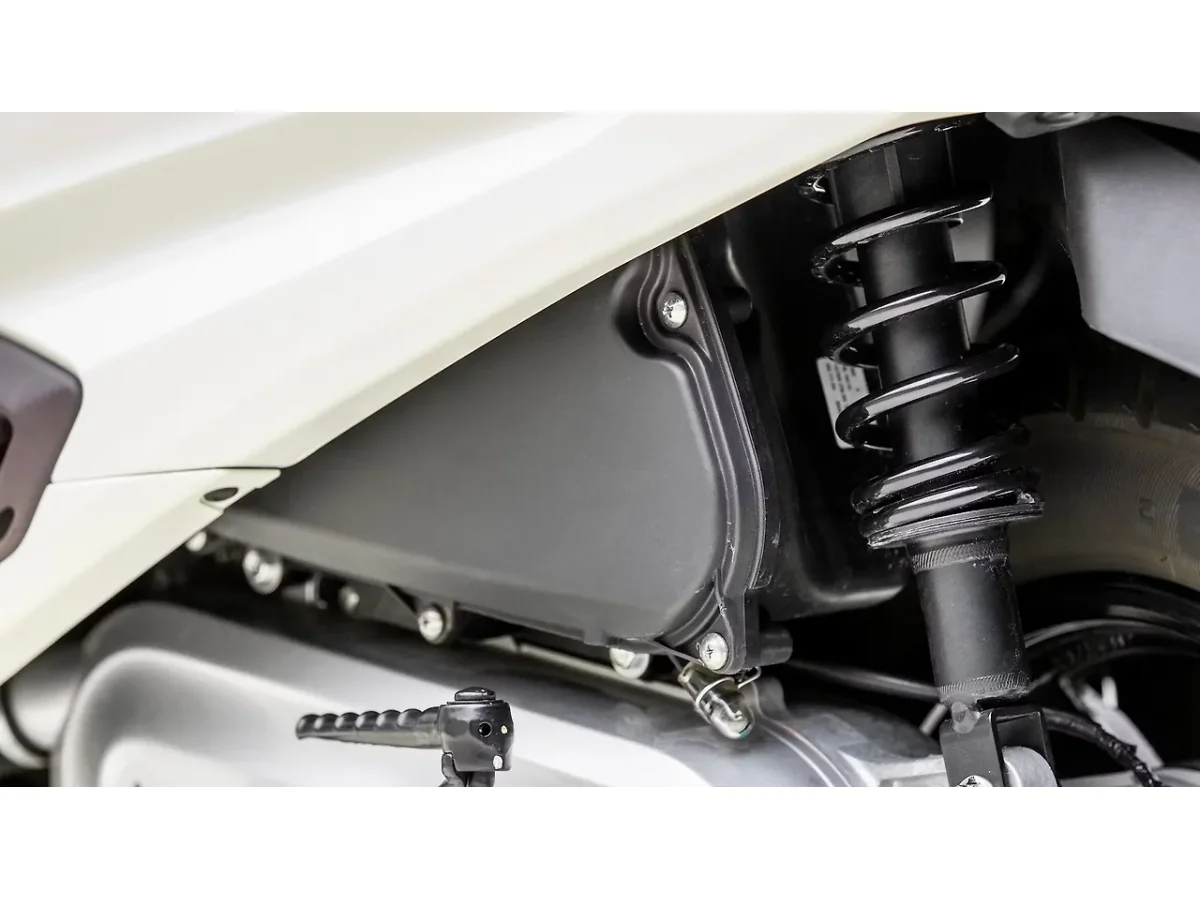 Suzuki Access 125 air cleaner housing