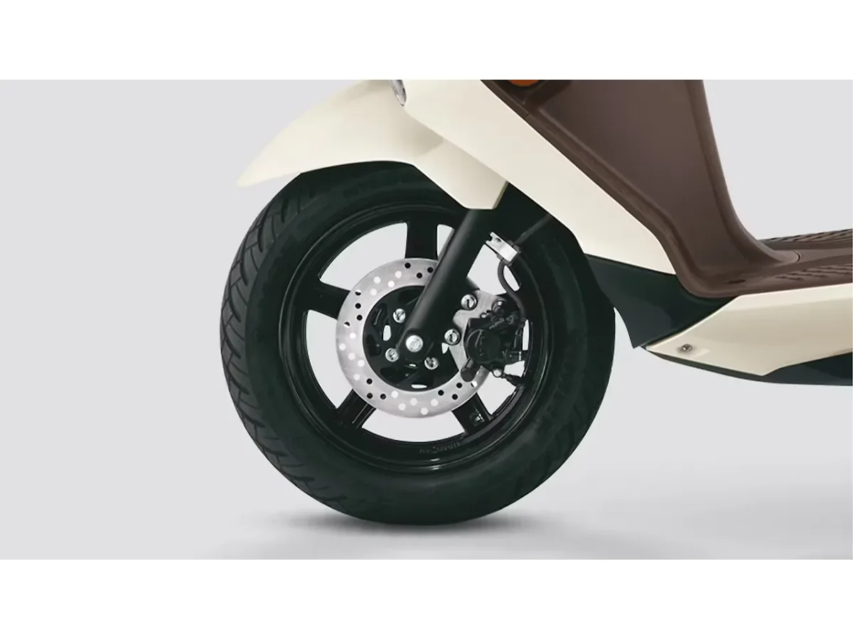 Suzuki Burgman Street 125 front wheel