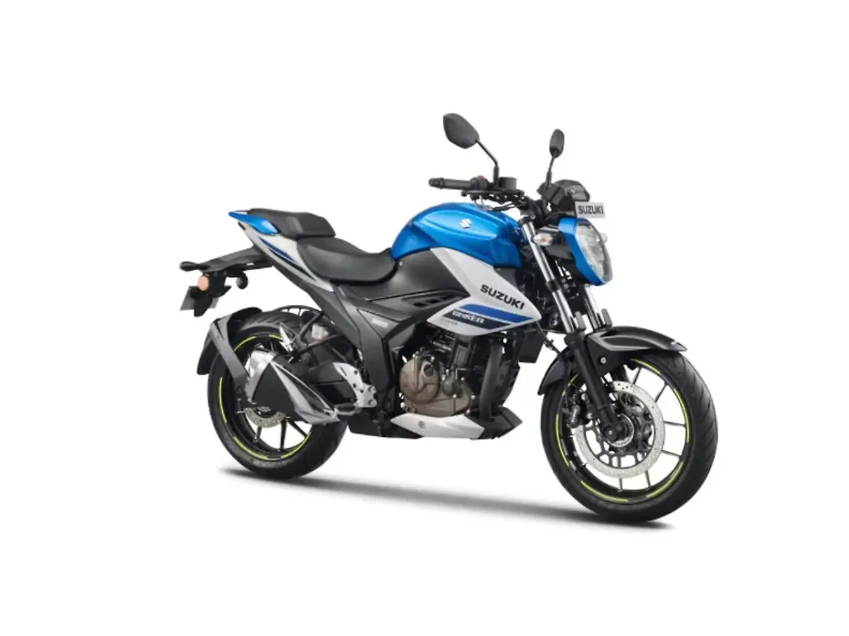 Suzuki Gixxer 250 right front three-quarter view