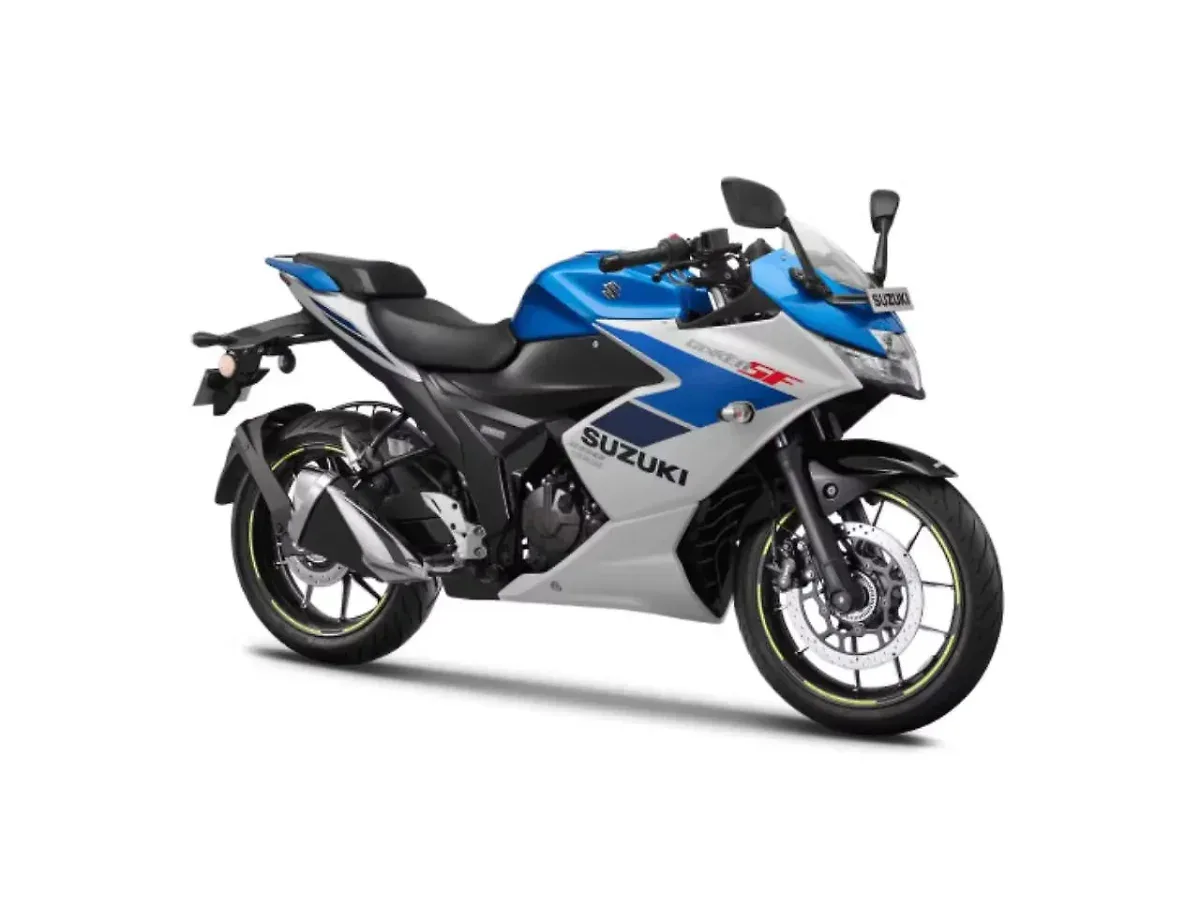 Suzuki Gixxer SF 250 right front three-quarter view