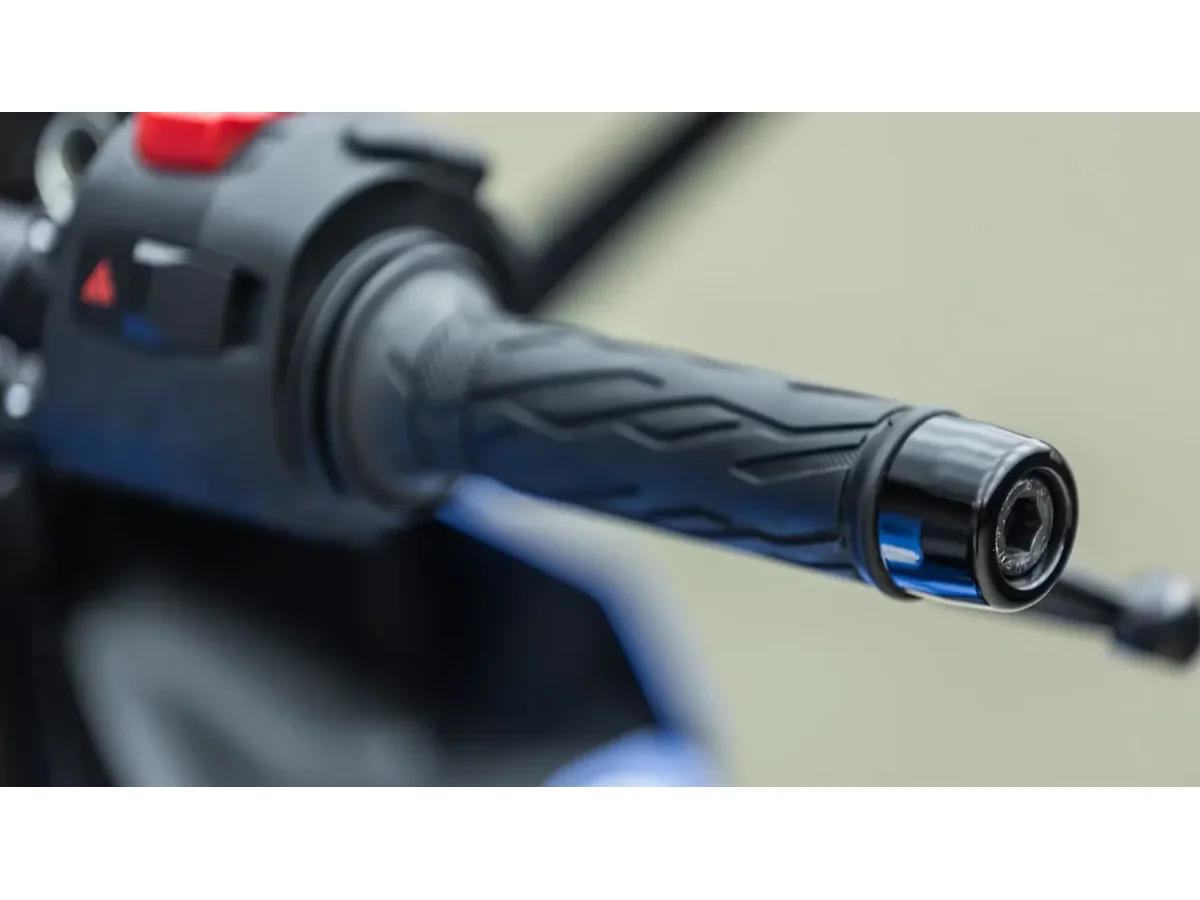 Suzuki GSX-8R handlebar bar-end weight