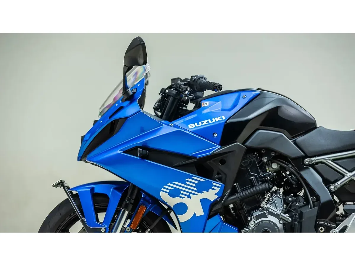 Suzuki GSX-8R fuel tank branding decal