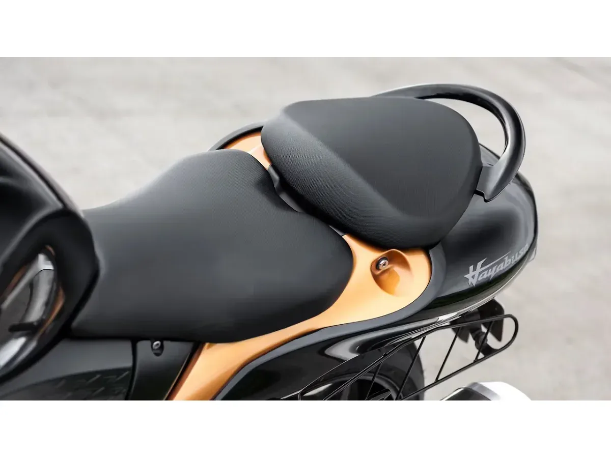Suzuki Hayabusa rider seat