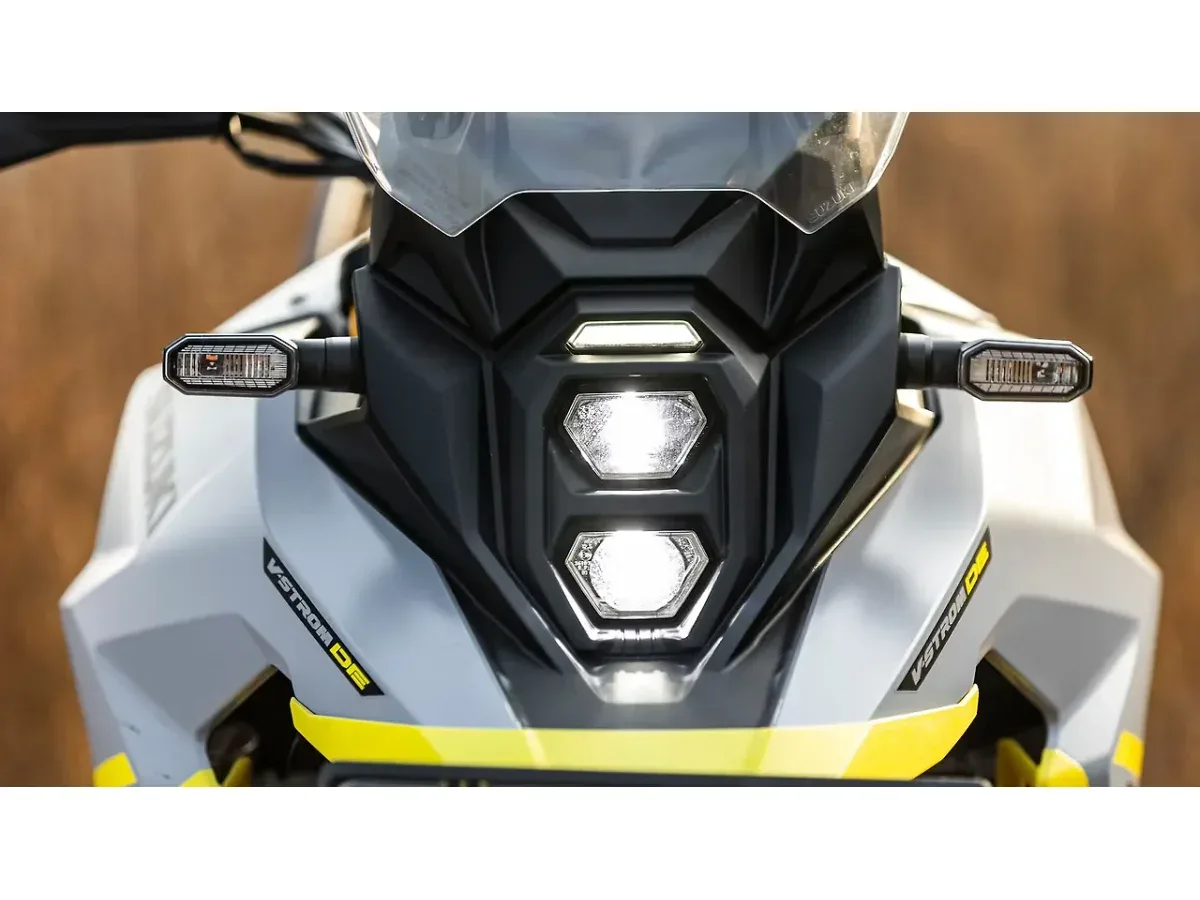 Suzuki V-Strom 800DE LED daytime running light