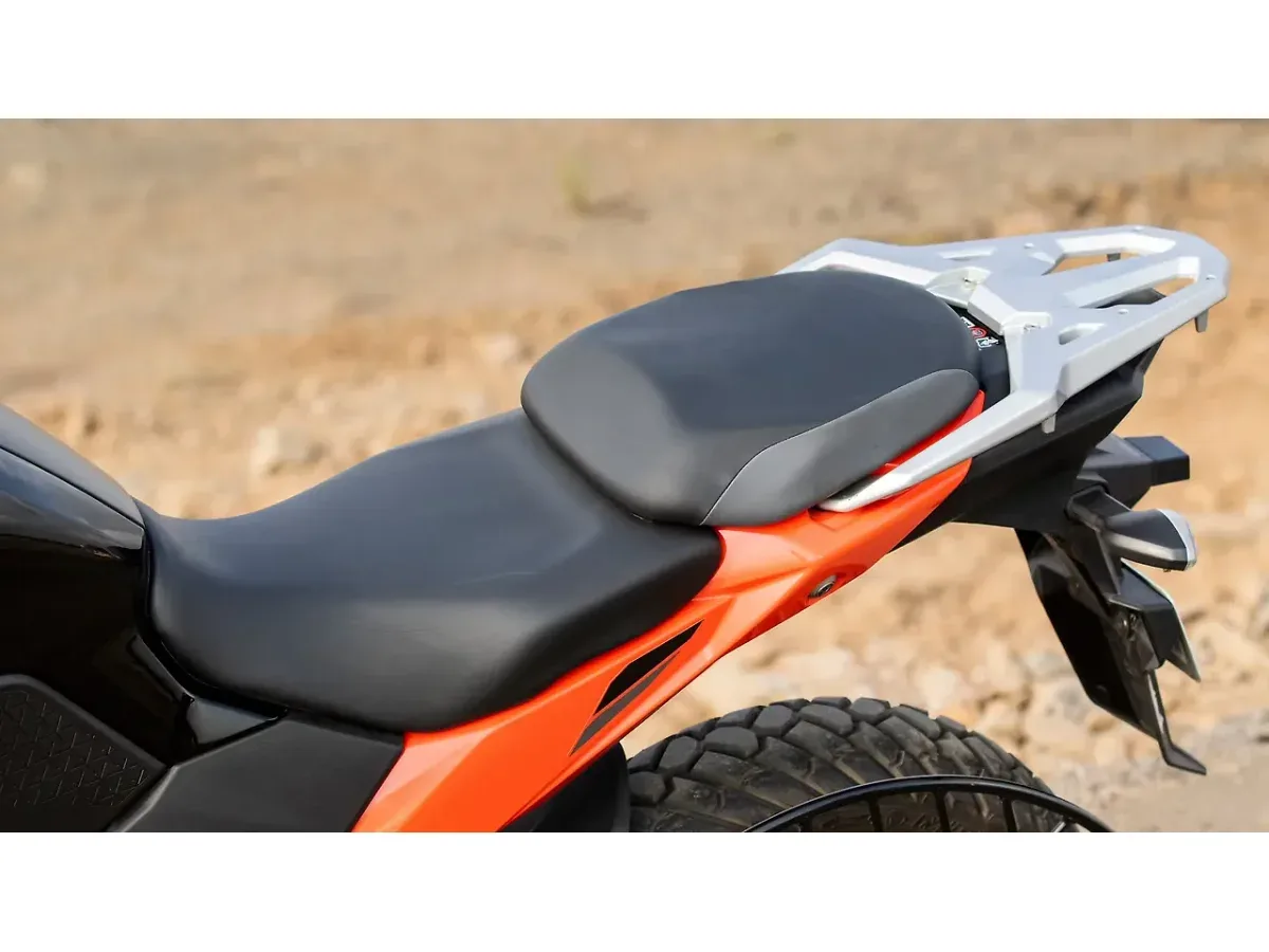 Suzuki V-Strom SX seat